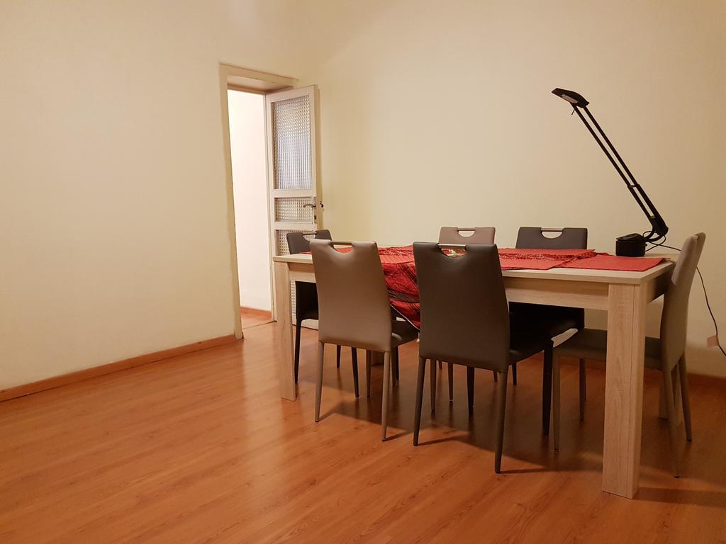 Piazza Politeama Apartment Палермо Екстериор снимка